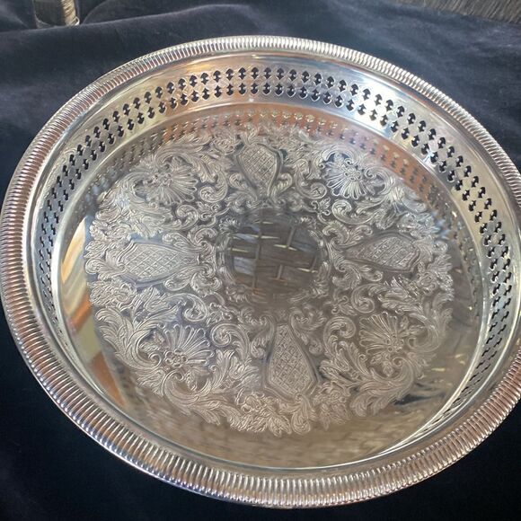 Set of 2 Newport by Gorham Silver plated 10” Serving  Trays Platters - Picture 2 of 16